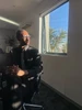 د Ernest پروفایل انځور