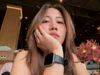 Profile picture of y
