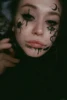 Profile picture of L