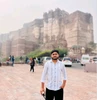 Duab profile ntawm Vineet