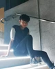 Hulagway sa profile ni Adrian. C
