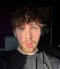 Brandonнун профилдик сүрөтү