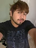 Hulagway sa profile ni Luis