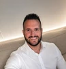 Dominik profilképe