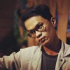 Hulagway sa profile ni Farrel