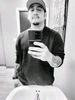Hulagway sa profile ni Frank