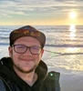 Poza de profil a Simon