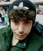 Profile picture of R