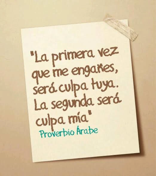 Poli amor ? Jajajaja 
No pues si no quiere respetarte pues para que se queda contigo