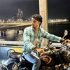 Duab profile ntawm Ashraf
