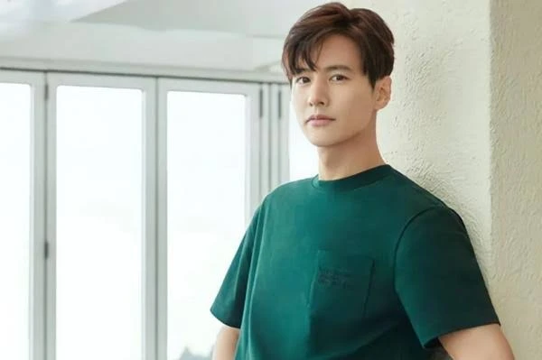 Hoton bayanan martaba na Won Bin