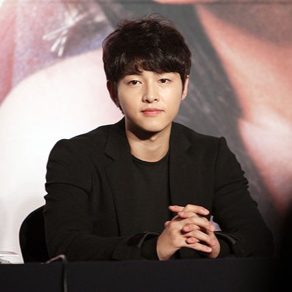 Song Joong-ki (송중기)님의 프로필 사진
