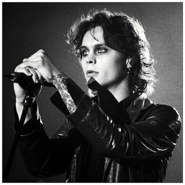 រូបភាពប្រូហ្វាល់របស់ Ville Valo