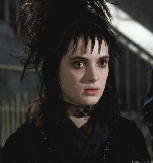 Poto profil Lydia Deetz