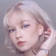 Profile picture of Kayla Wiggins (@locallygrownwig)