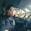 Profile picture of B