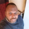 Duab profile ntawm Antonio Ross