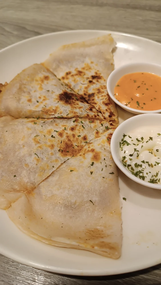 I-upload ni Yana ang larawan