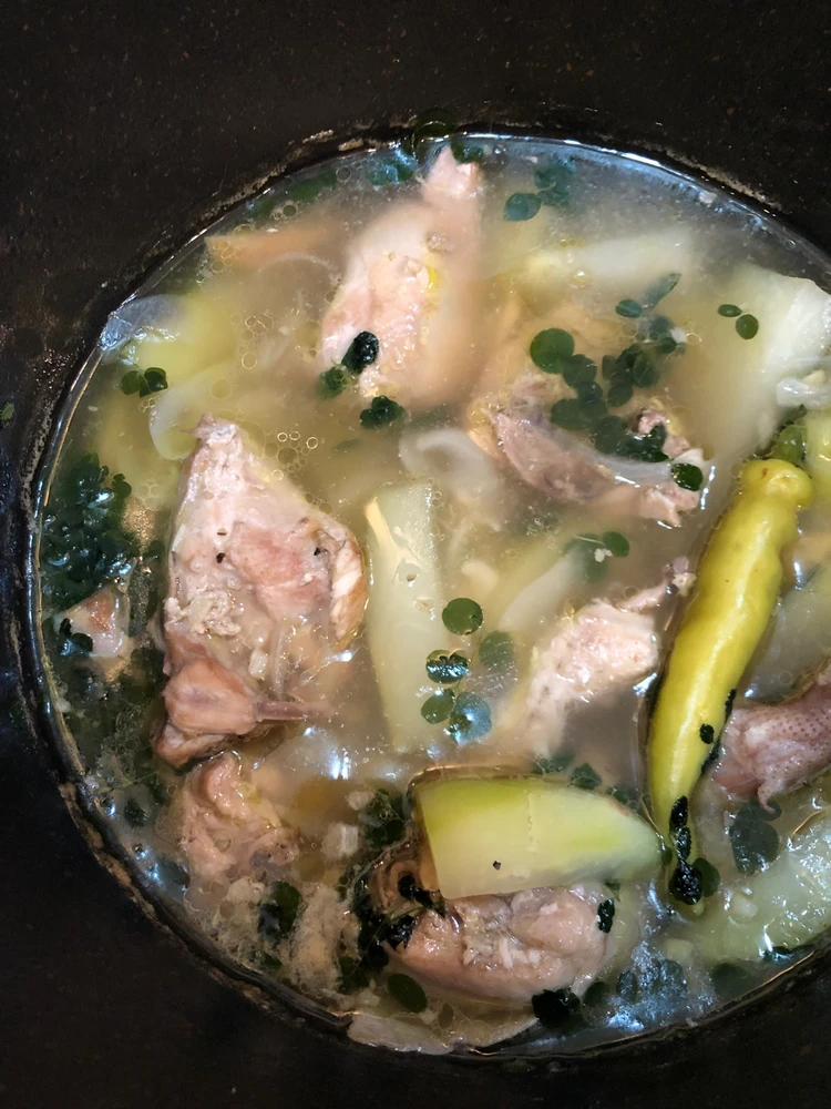 I-upload ni Claudia ang larawan