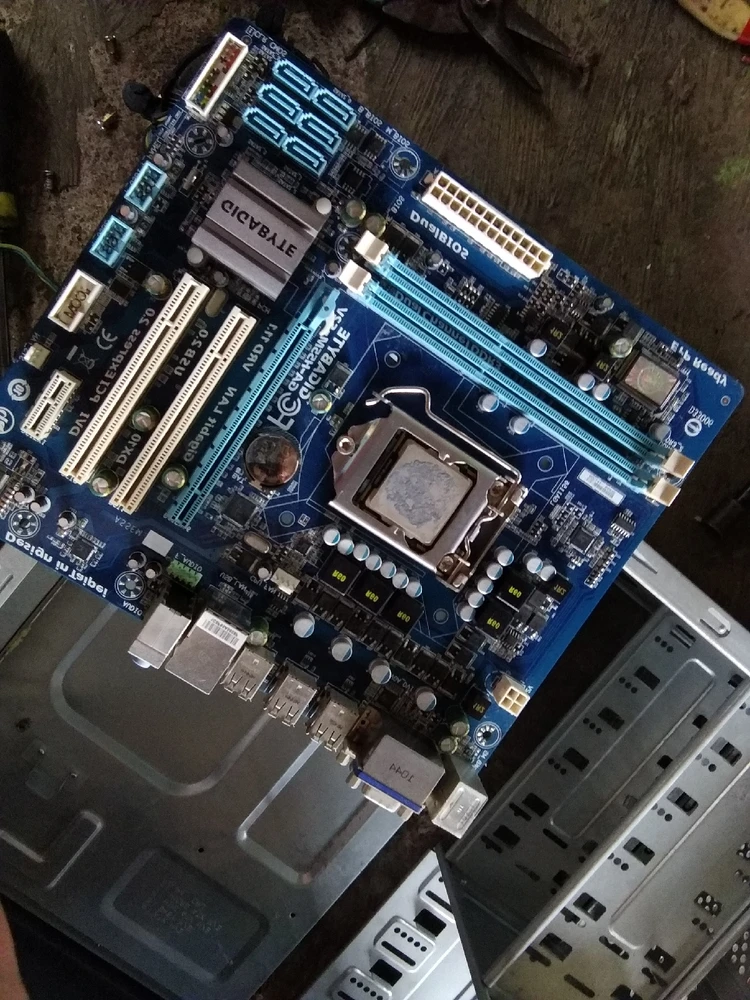 Gambar diunggah oleh A'ulus