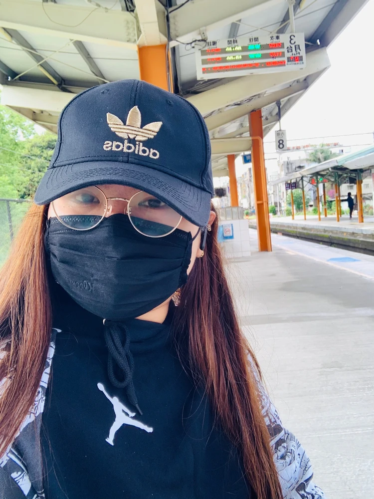 Gambar diunggah dening Queen