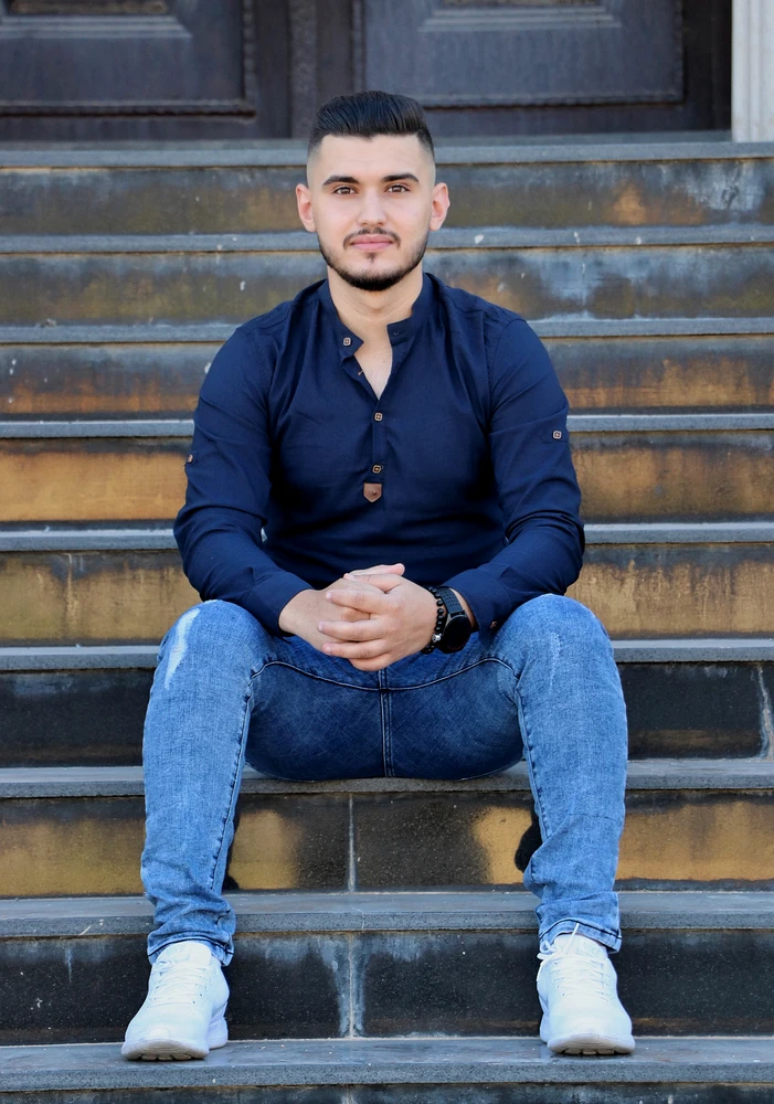 صورة رفعها Ali