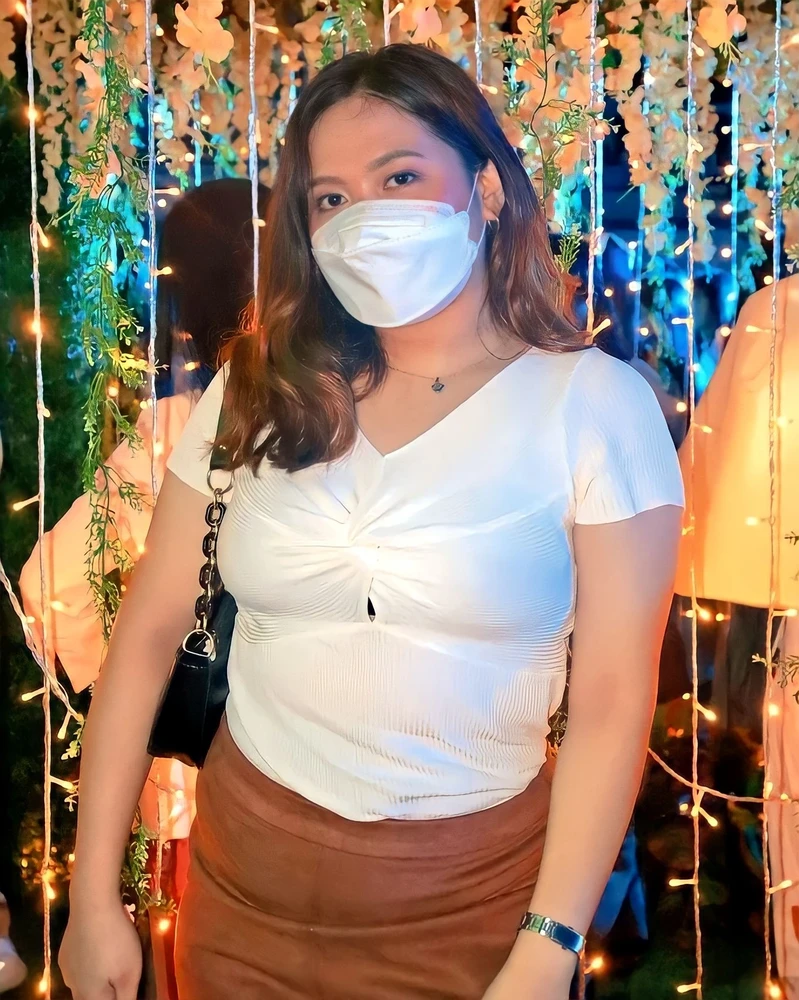 Gi-upload ni Elle ang hulagway