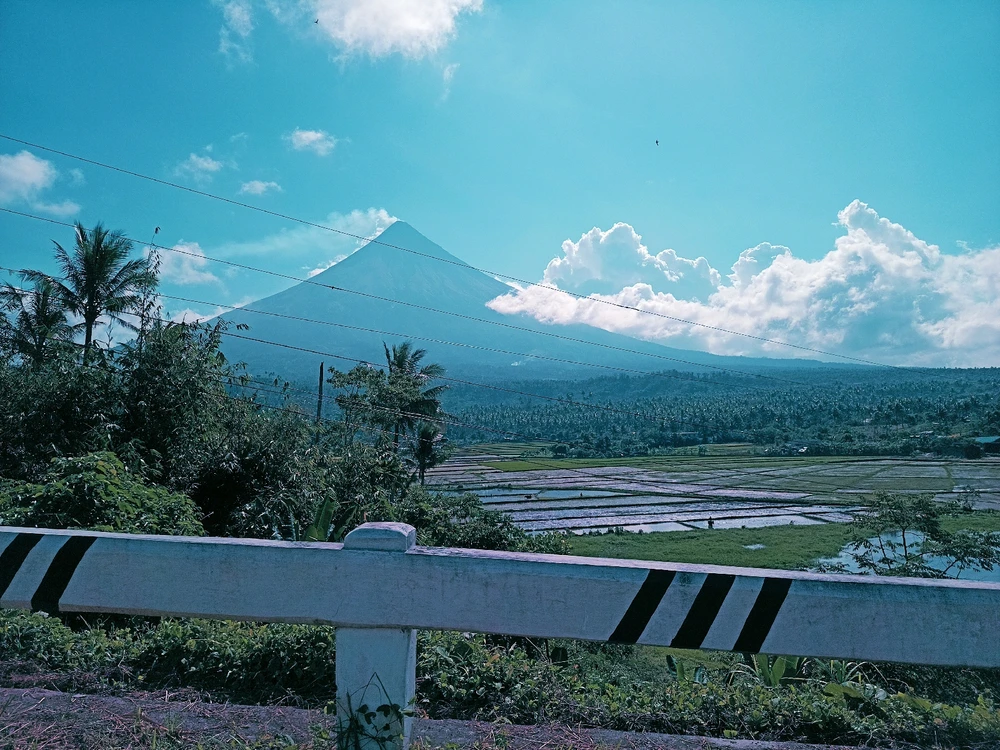I-upload ni Xzaiymaca ang larawan