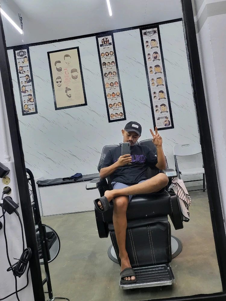 Gambar diunggah oleh Karel