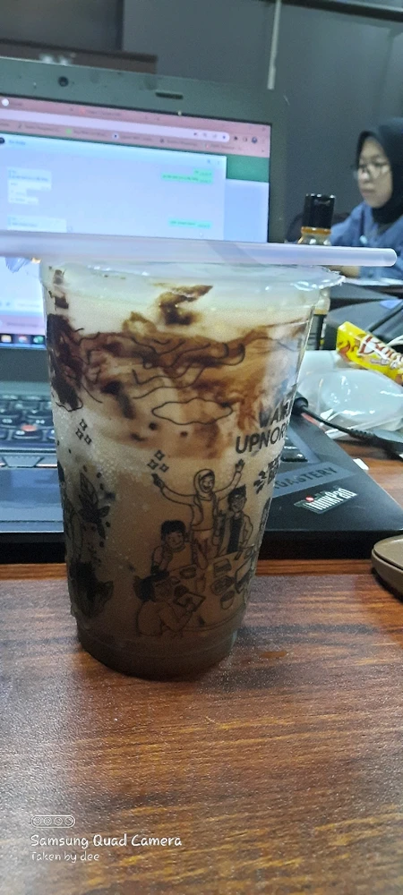 I-upload ni Dee ang larawan