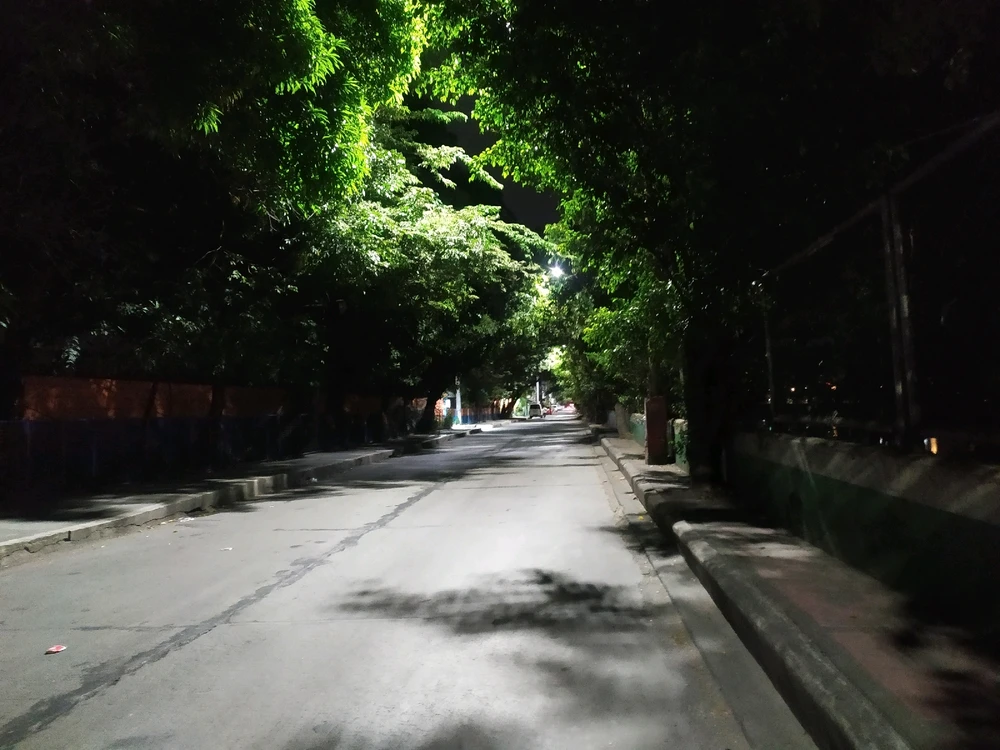 I-upload ni John ang larawan