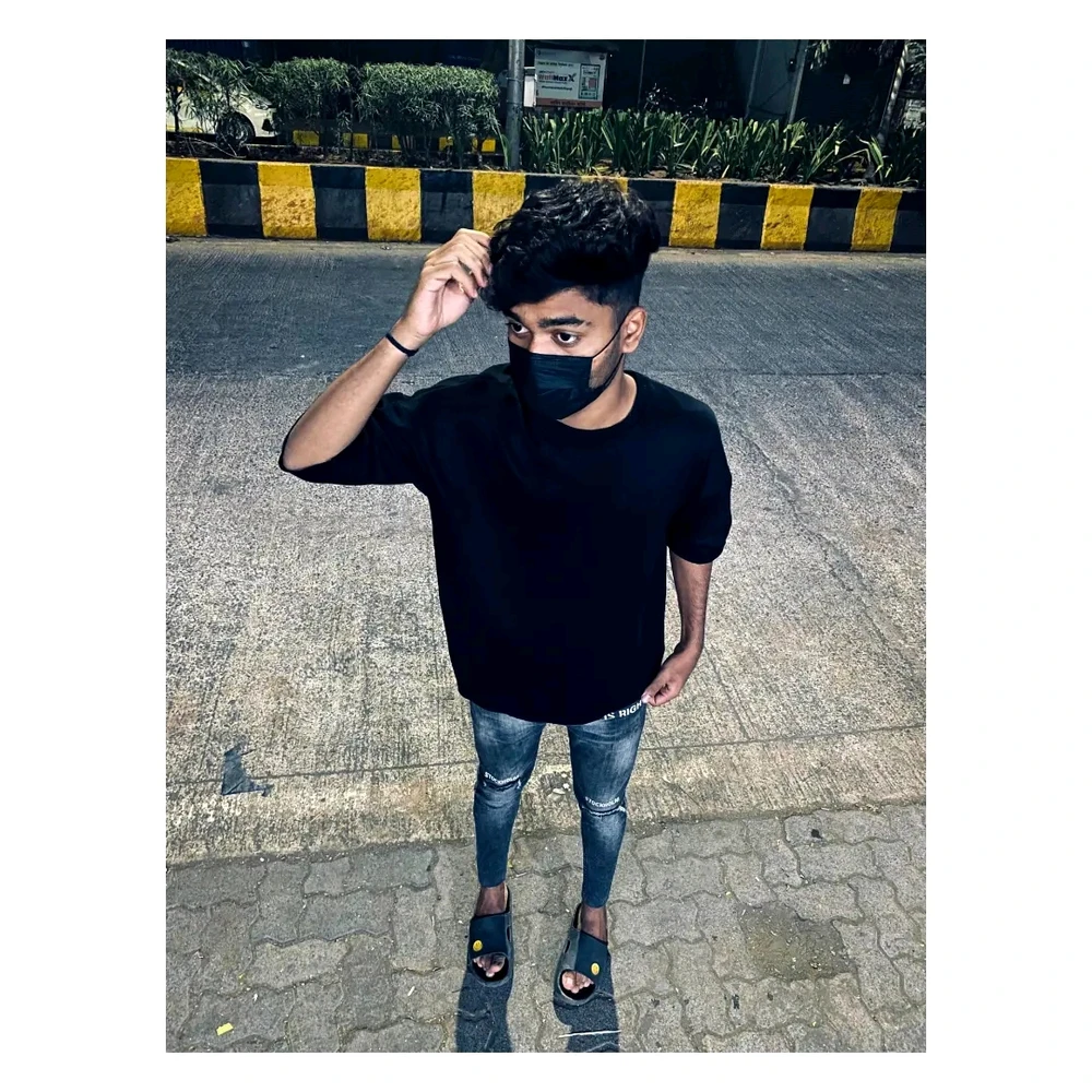 Gi-upload ni Hitesh ang hulagway