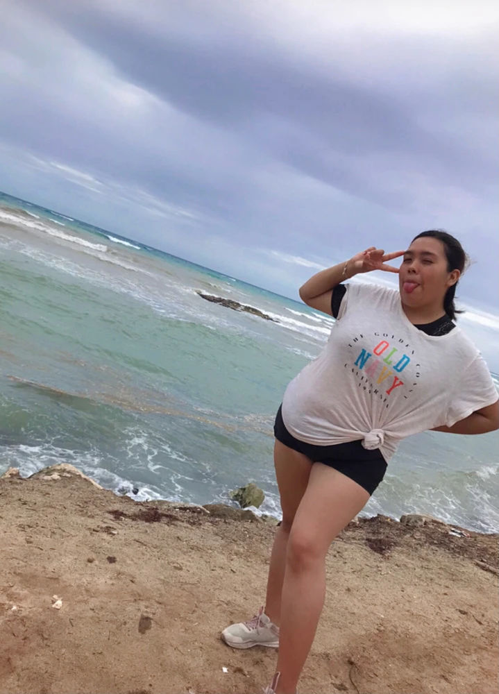 I-upload ni Aileen ang larawan