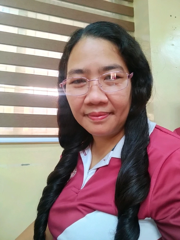 I-upload ni Joy ang larawan
