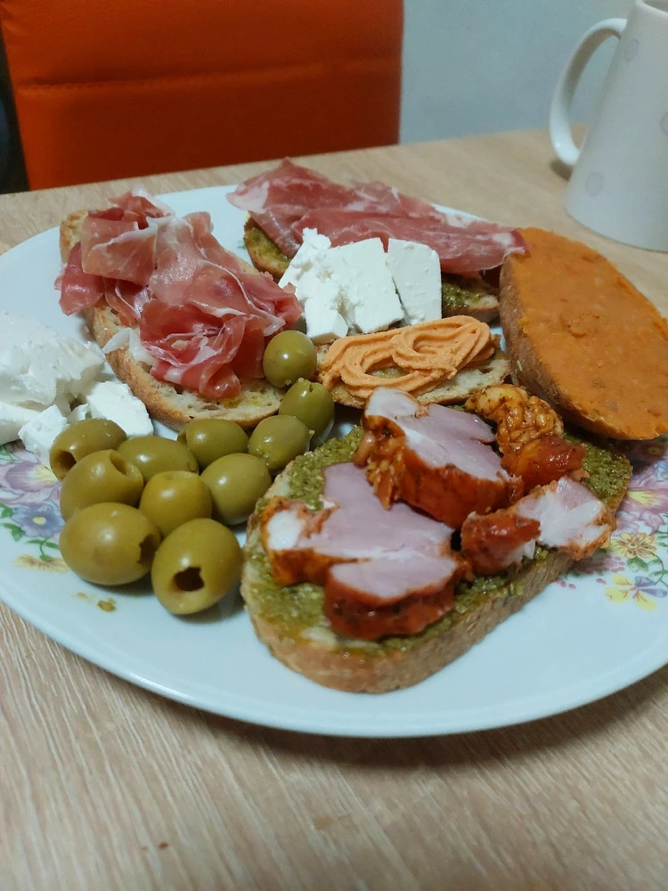 Image uploaded by Dorina