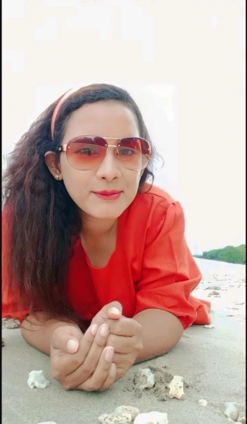 Hari ini...
Jika hidup mu banyak masalah...!
Ingat kata tukang FOTO
Senyum dikit. Tahan. Ok. PERFECT 📸😊👌