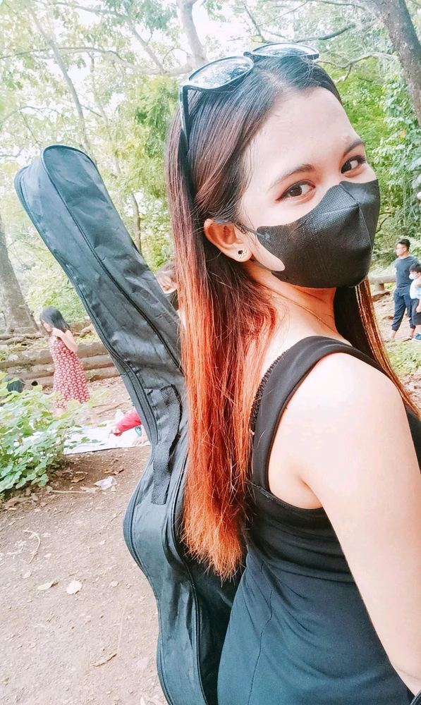Duab xa los ntawm Erika Jean Salvador