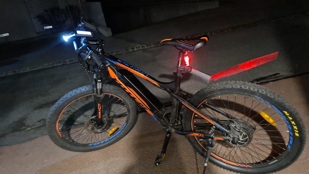 由Jan上传的图片