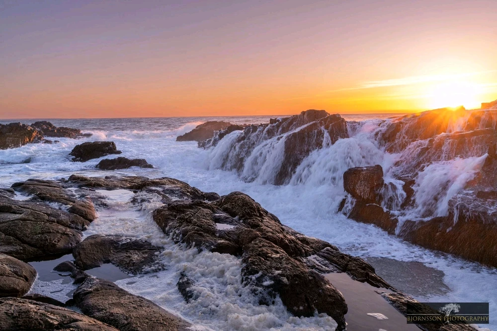 The Waves of Jörmungandr.