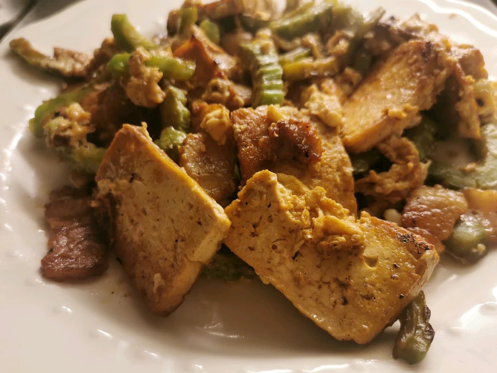 Cooked Goya champuru. 