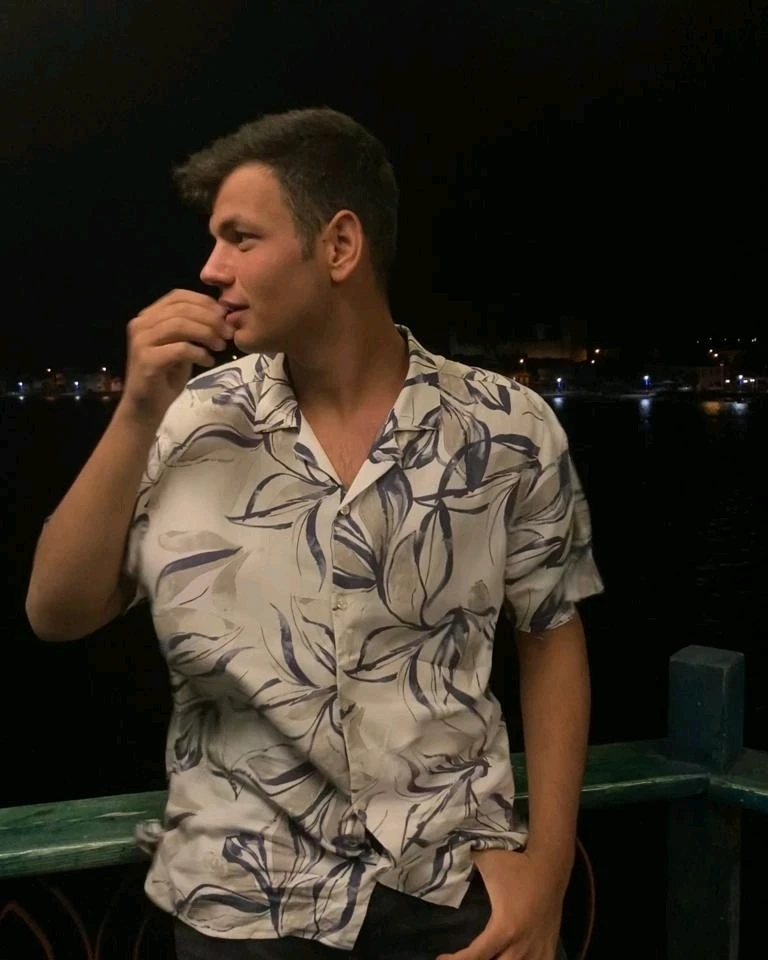 Vombat tarafından yüklenen görsel