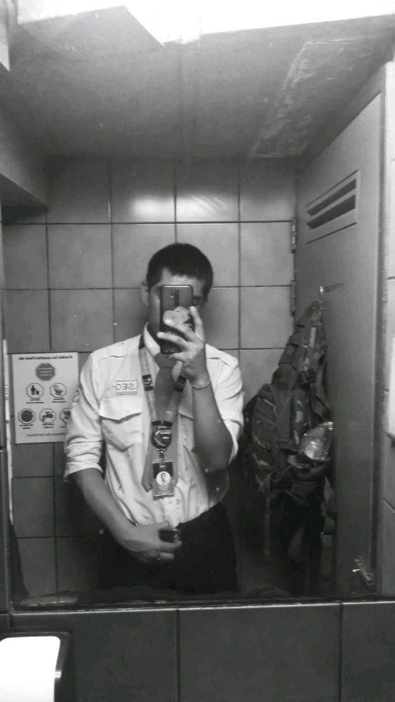 Gi-upload ni Kenner ang hulagway