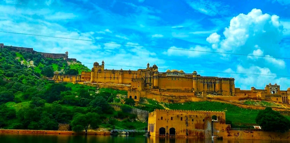 Place-Jaigarh Fort
Location-Jaiour(Raj.)India
Owner- King Sawai Jai Singh
Year-1726
Picture Captured By My Itself