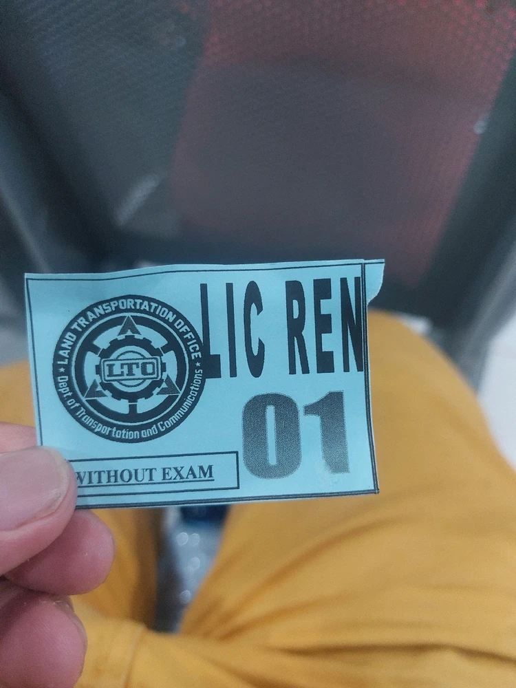 I-upload ni Kerence ang larawan
