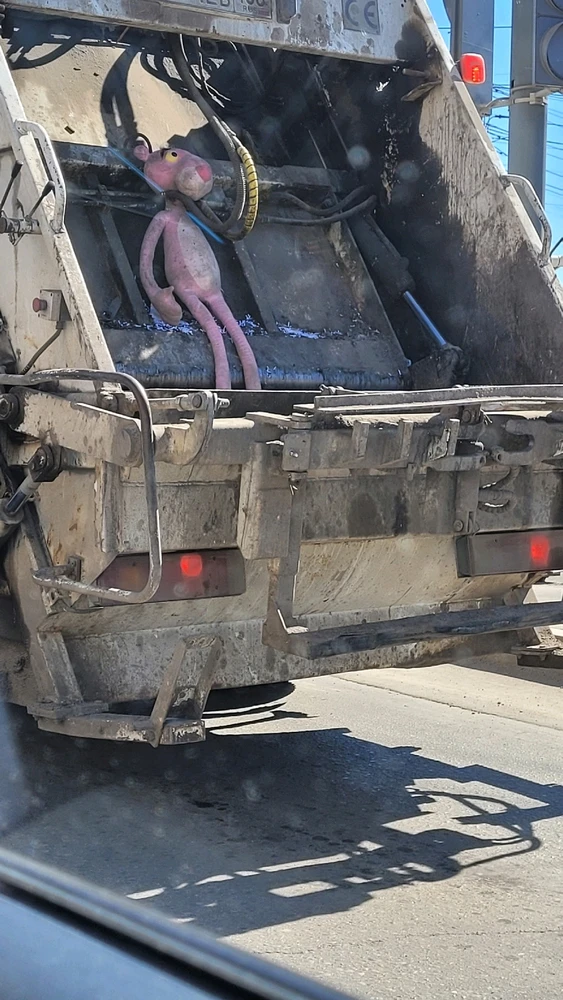 Мир, труд, май. Ещё пару выходных пожалуйста