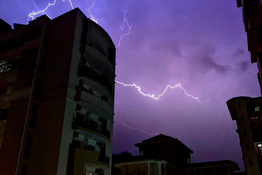 Party in the the Dark - Mogwai