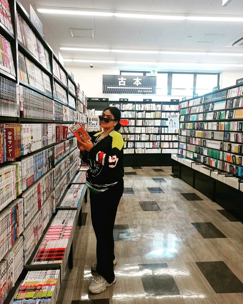 Image uploaded by Demi Rose