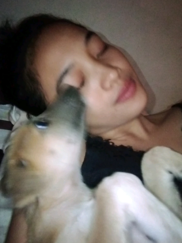 I-upload ni azi ang larawan