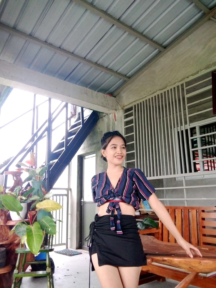 I-upload ni azi ang larawan