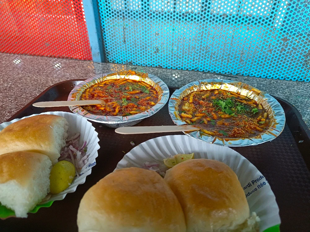 Misal pav with a hint of lemon and freshly chopped onions. A delight!